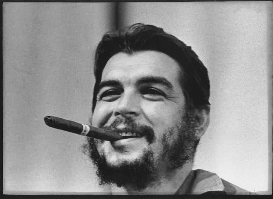 Che - 1963: Fumando