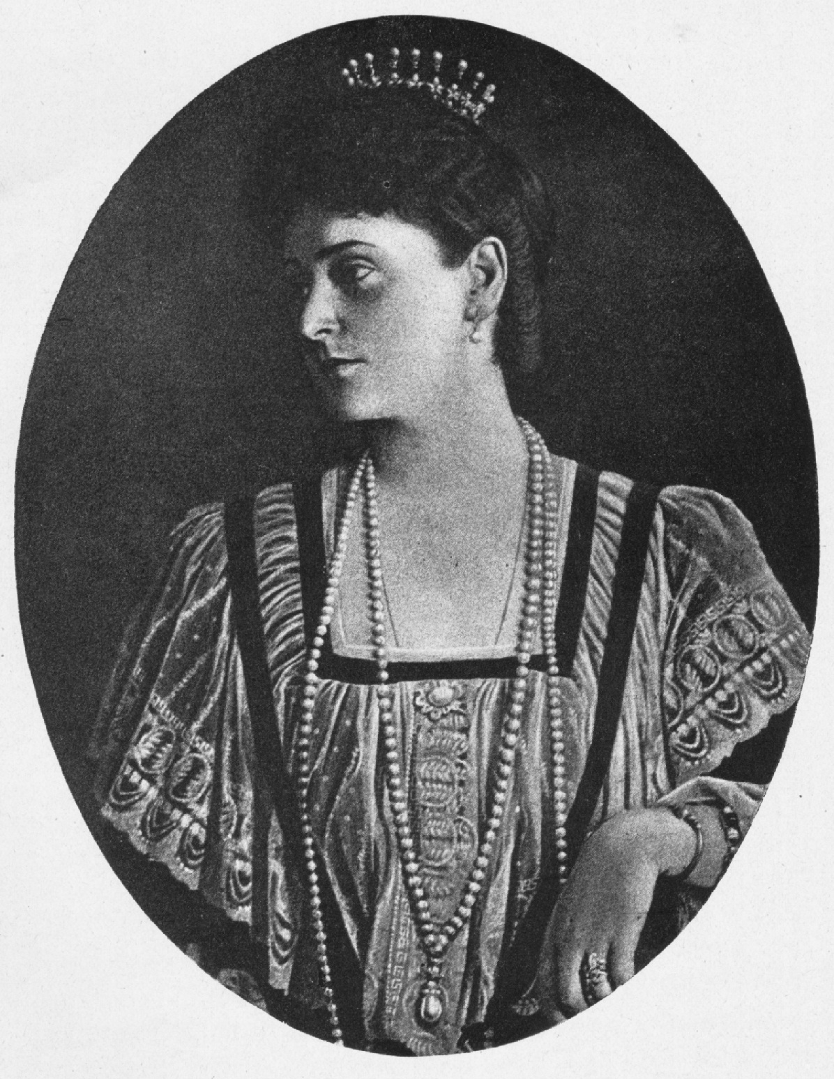 Carevna Alexandra Fedorovna, cho Mikule II.