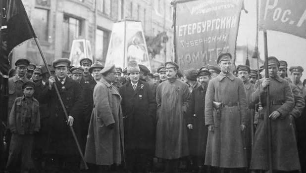 Petrograd Parade welcoming <b>Comintern</b> delegates in 1920