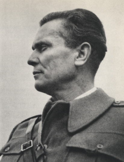 Тито во Бихаќ 1942