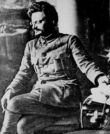 https://www.marxists.org/archive/trotsky/photo/t1920a.jpg